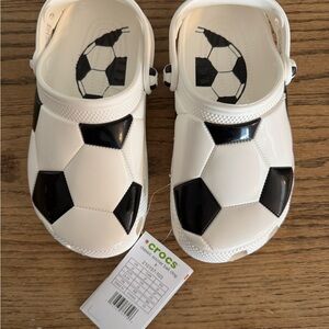 NWT Crocs Kids Soccer Clogs - Black and White Size 2
